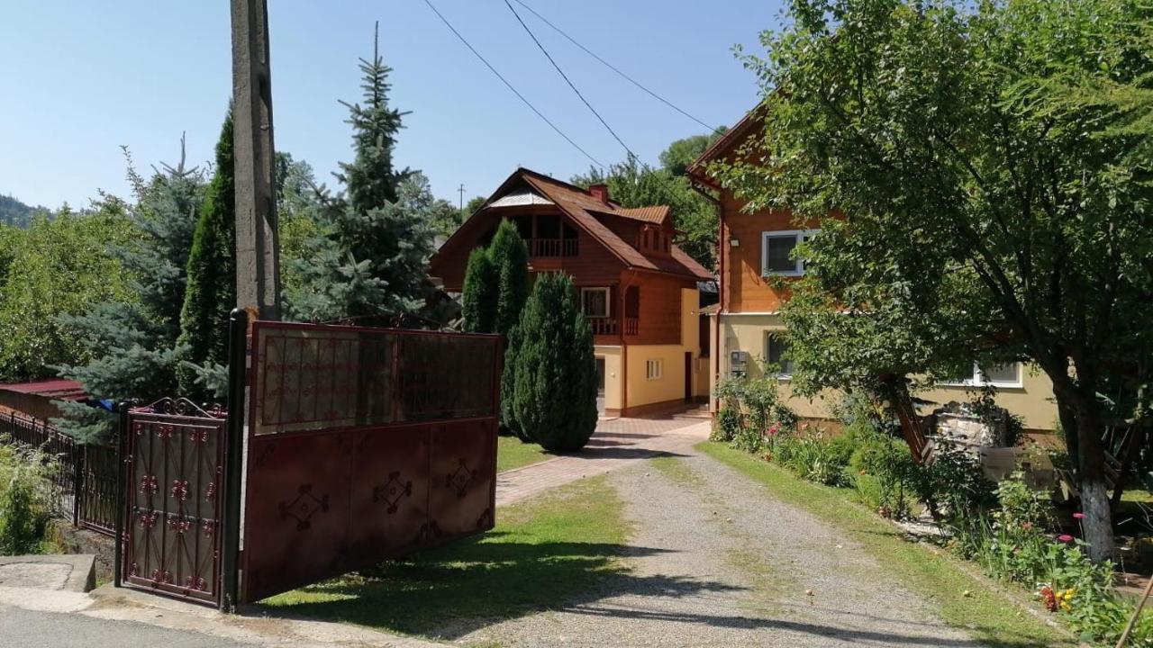 Hotel Casa Todea Cîmpeni Exterior foto